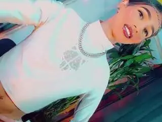 Watch Live Sex Cams with isabellalatingirs - Camsoda