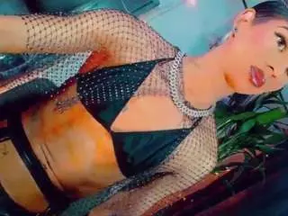 Watch Live Sex Cams with isabellalatingirs - Camsoda