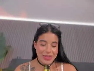 Free Porn Cam with emelie-89 - Camsoda