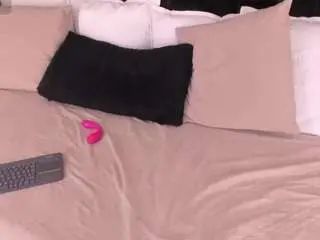 Live Sex with crystalrosee1 - Camsoda