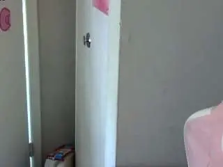 Live Sex with petmy-kitty - Camsoda