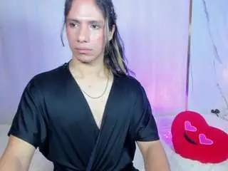 Live Sex Cam with tylerbloom - Camsoda