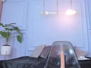 Live Sex Cam with cintiagreyx - Camsoda