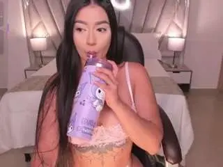 Live Sex Cam with amelie-jhons - Camsoda