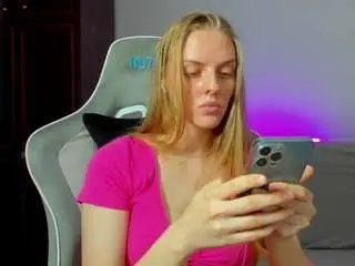 Nude Webcam with jam-cream - Camsoda