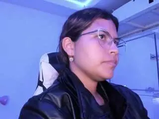 Live Sex Cam with lady-brownnnn - Camsoda