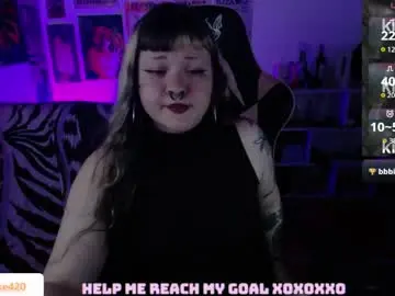 Live Sex Cam with destroyall420 - Chaturbate