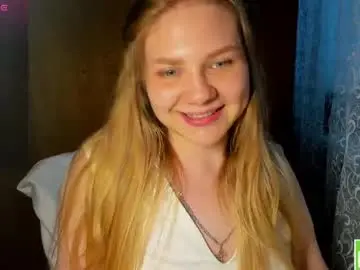 Live Sex with emmafrizea - Chaturbate