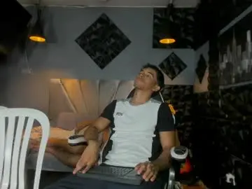 Adult Webcams with mr_mois - Chaturbate