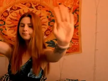 Sex Chat with aliceinredsquare_ - Chaturbate