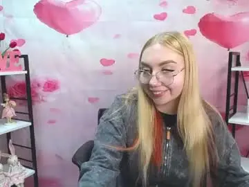 Live Sex with beatriceflyy - Chaturbate