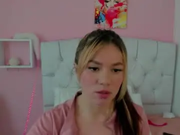 Best live sex cam show with 18candy - Chaturbate