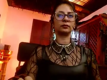 Watch Live Sex Cams with serena_xyz - Chaturbate