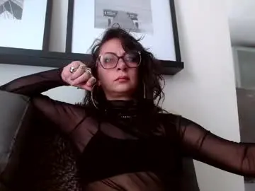 Adult Video Chat with serena_xyz - Chaturbate