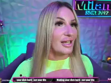 Nude Webcam with tamaramilano - Chaturbate