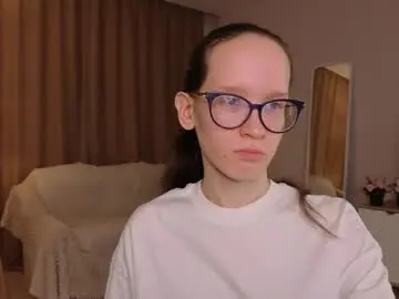 Sex Cam with lynettebails - Chaturbate