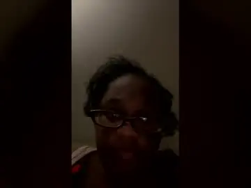 Adult Webcam with queen2829 - Chaturbate