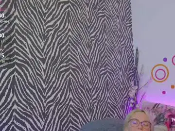 Watch Live Sex Cams with jennyshow - Chaturbate