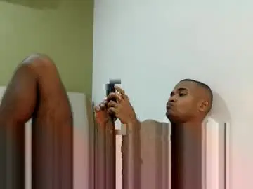 Adult Webcam with larenz_tate - Chaturbate