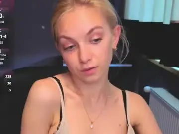 Free Live Porn with sonnysofia - Chaturbate