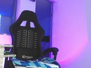 Adult Webcams with candy_giuliana21 - Chaturbate