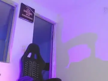 Adult Webcam with candy_giuliana21 - Chaturbate