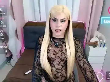 Live Sex Cam with heiress_moree - Chaturbate