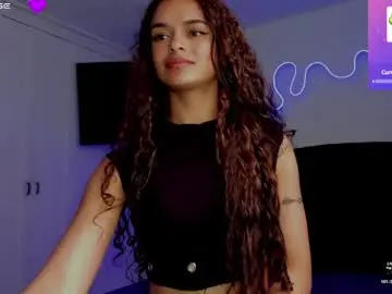 Live Sex with lili_evanss - Chaturbate