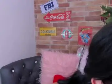 Live Porn with foxy_loren - Chaturbate