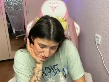 Nude Webcam with katrin_kristal - Chaturbate