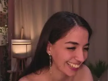 Live Sex Cam with leeannepizzini - Chaturbate