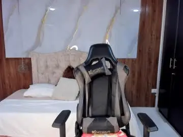 Sex Cam with lia_16_ - Chaturbate