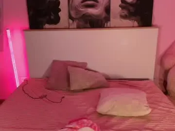 Live Porn with lindseycoxx - Chaturbate