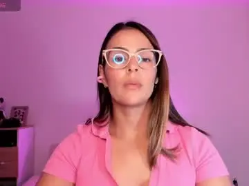 Nude Webcam with alessandramoreli - Chaturbate