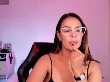 Sex Cam with alessandramoreli - Chaturbate