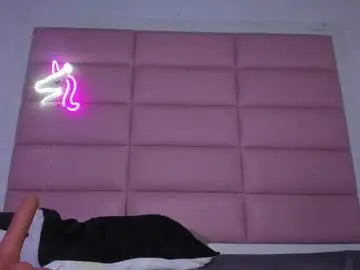 Sex Cam with cattalina_25 - Chaturbate