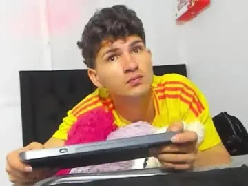 Free Porn Cam with marcusfire_2 - Chaturbate
