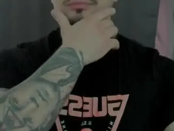 Sex Cam with tonywilsonn - Chaturbate