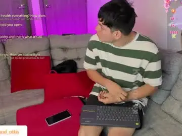 Sex Cam with kevinxlvx - Chaturbate