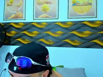 Nude Webcam with leonhotx - Chaturbate