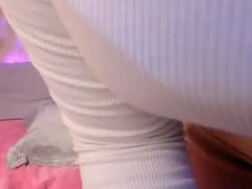 Sex Chat with nikkyhearts - Chaturbate