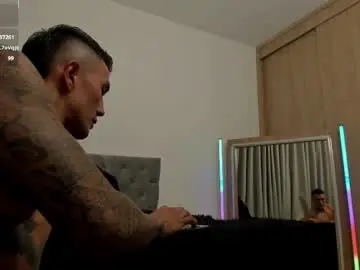 Sex Chat with aron_bolt - Chaturbate