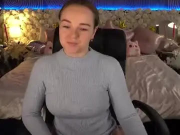 Sex Cam with foxyshyyy - Chaturbate