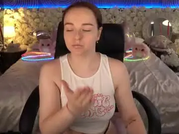 Adult Webcam with foxyshyyy - Chaturbate