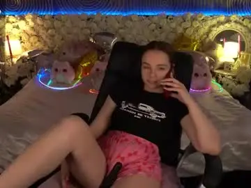 Free Live Porn with foxyshyyy - Chaturbate