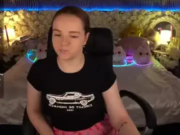 Private Sex Chat with foxyshyyy - Chaturbate