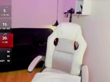 Live Sex Cam with trinityy__ - Chaturbate