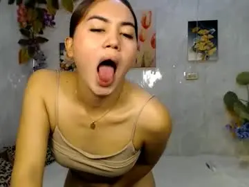 Adult Webcam with ur_bigcockeziekiel - Chaturbate