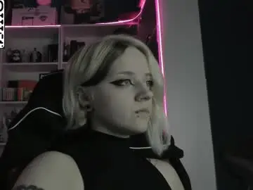 Free Porn Cam with holy_mistresss - Chaturbate