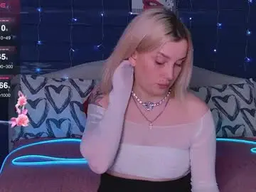 Live Porn with oh_my_julia - Chaturbate